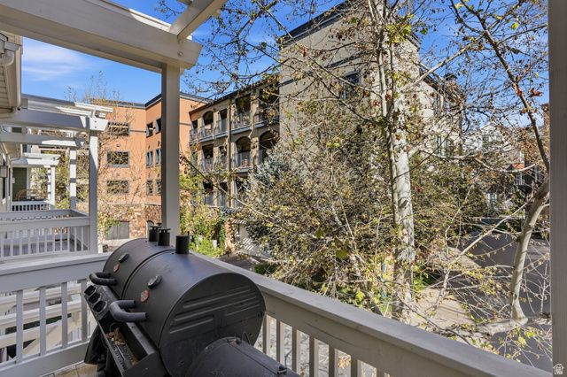 108 W VILLAGE LN, Provo, UT 84604
