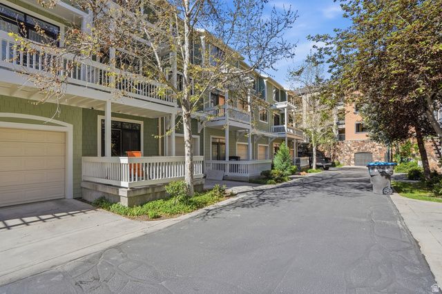 108 W VILLAGE LN, Provo, UT 84604