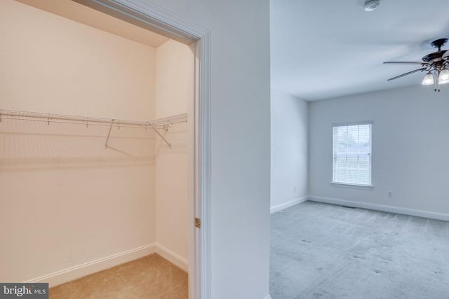 29 DEVALINDER DR, Newark, DE 19702