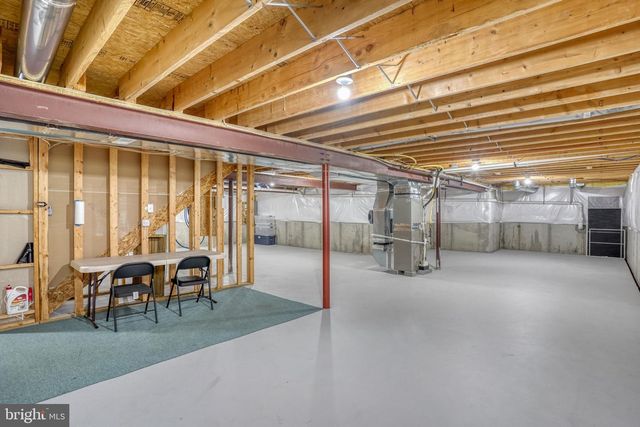 29 DEVALINDER DR, Newark, DE 19702