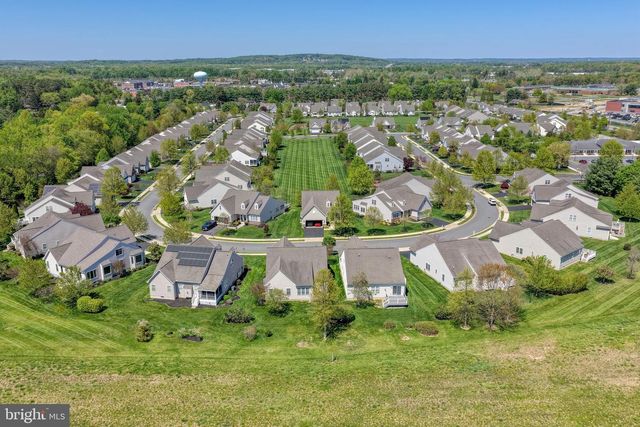 29 DEVALINDER DR, Newark, DE 19702