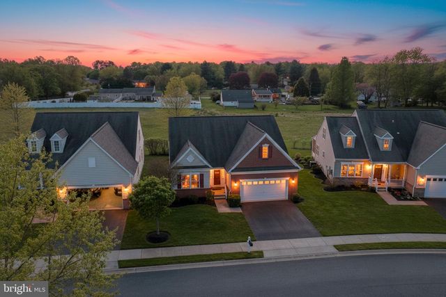 29 DEVALINDER DR, Newark, DE 19702