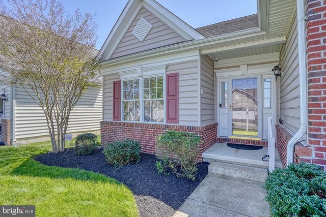 29 DEVALINDER DR, Newark, DE 19702