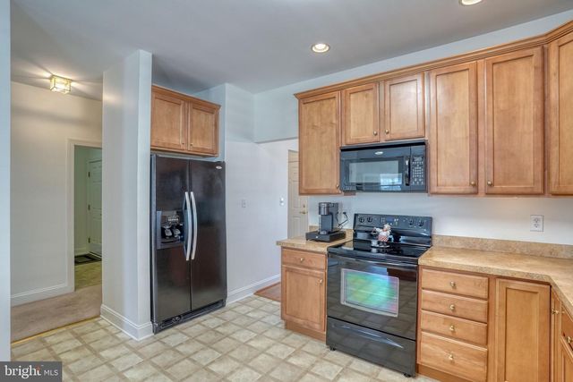 29 DEVALINDER DR, Newark, DE 19702