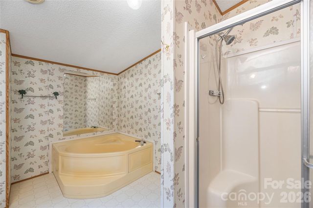 992 Brickyard Road, Horse Shoe, NC 28742