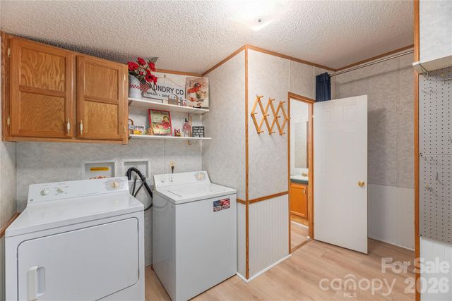 992 Brickyard Road, Horse Shoe, NC 28742