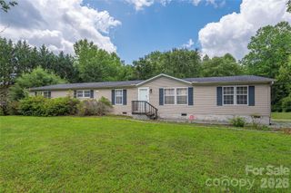 992 Brickyard Road, Horse Shoe, NC 28742