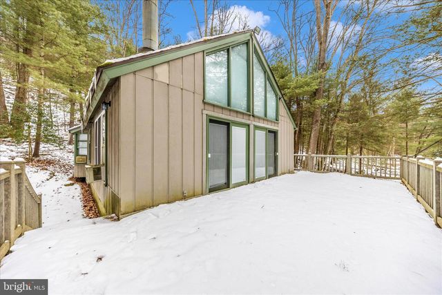 1222 APPALACHIAN TRL, Gardners, PA 17324