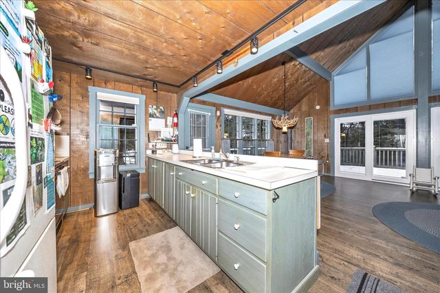 1222 APPALACHIAN TRL, Gardners, PA 17324