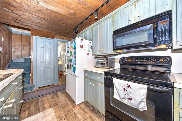 1222 APPALACHIAN TRL, Gardners, PA 17324