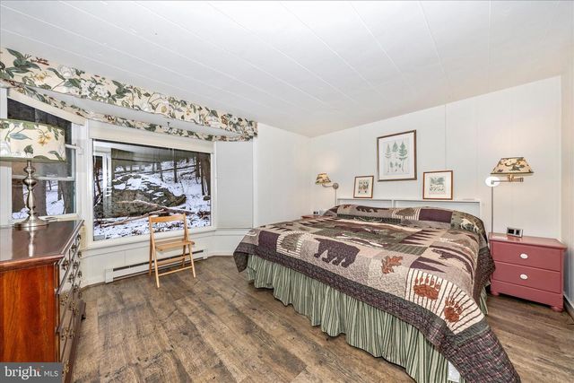 1222 APPALACHIAN TRL, Gardners, PA 17324