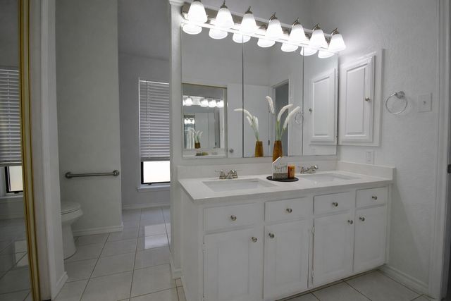 2035 Lansdown Drive, Carrollton, TX 75010