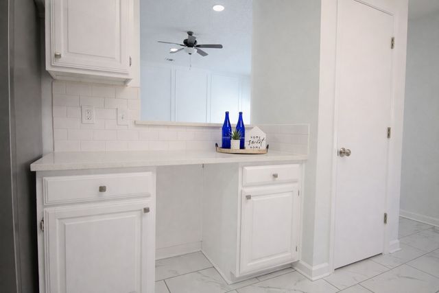 2035 Lansdown Drive, Carrollton, TX 75010