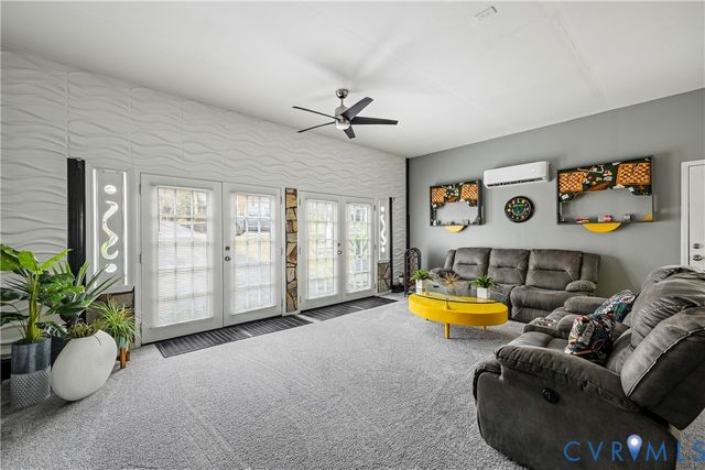 6005 Hidden Arbor Pl, Chester, VA 23831