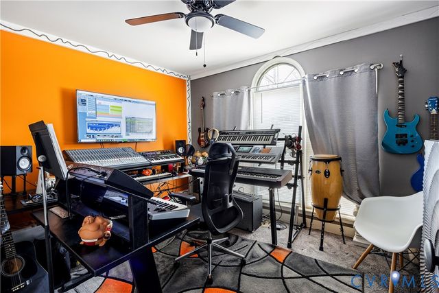 6005 Hidden Arbor Pl, Chester, VA 23831