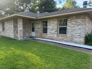 219 Glencroft Court, Houston, TX 77336