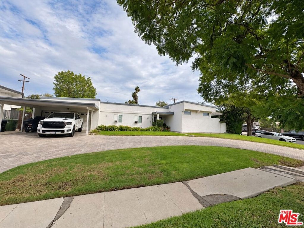 10400 Canby Avenue, Porter Ranch, CA 91326 — photo 2