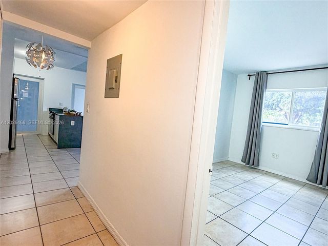 2430 NE 135th St 101, North Miami, FL 33181