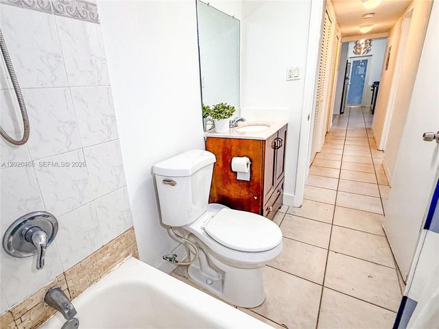 2430 NE 135th St 101, North Miami, FL 33181