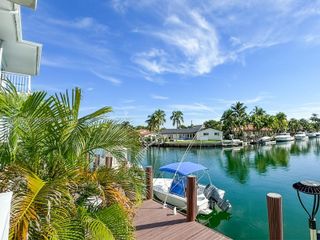 2430 NE 135th St 101, North Miami, FL 33181
