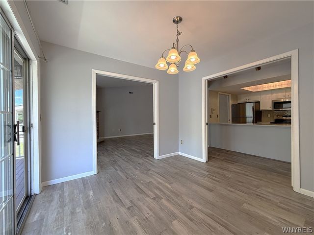 1085 Youngs Road F, Amherst, NY 14221