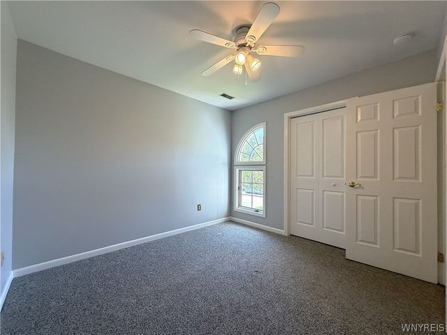 1085 Youngs Road F, Amherst, NY 14221