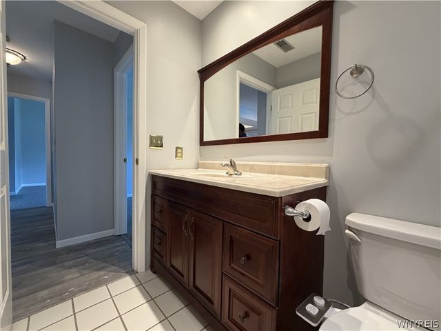 1085 Youngs Road F, Amherst, NY 14221