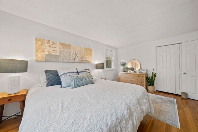 5 Samson Rd, Foxboro, MA 02035