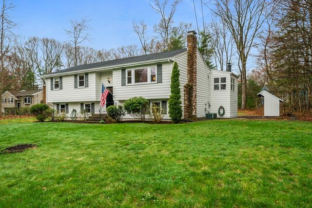 5 Samson Rd, Foxboro, MA 02035