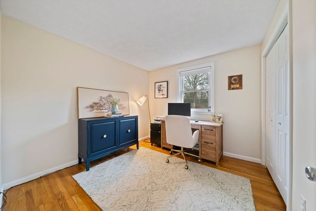 5 Samson Rd, Foxboro, MA 02035