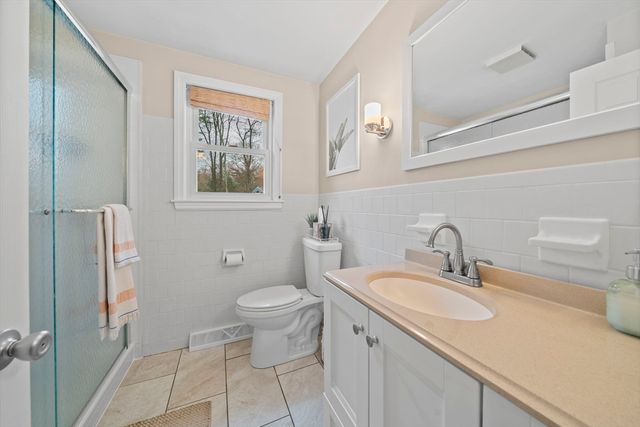 5 Samson Rd, Foxboro, MA 02035