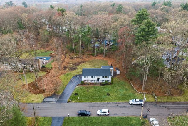 5 Samson Rd, Foxboro, MA 02035