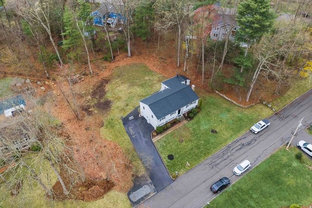 5 Samson Rd, Foxboro, MA 02035