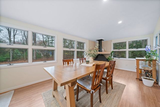 5 Samson Rd, Foxboro, MA 02035