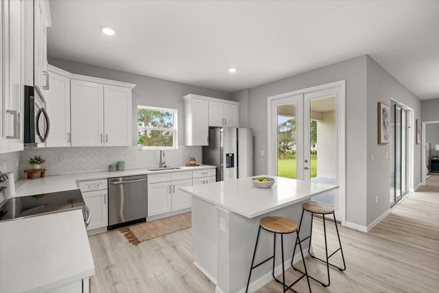 5240 PONCE DE LEON BOULEVARD, Sebring, FL 33872