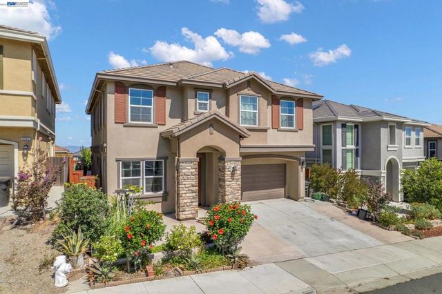 2737 Rio Seco Dr, Bay Point, CA 94565