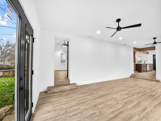 9101 Oels Street, White Settlement, TX 76108