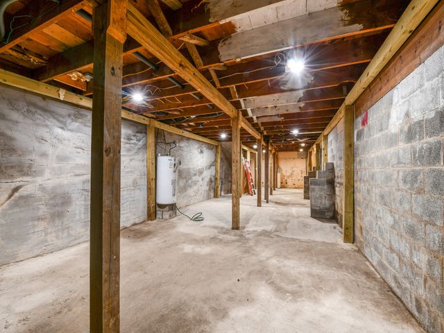 9101 Oels Street, White Settlement, TX 76108