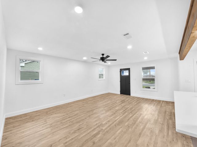 9101 Oels Street, White Settlement, TX 76108