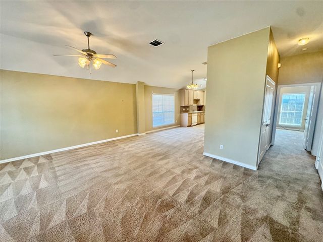 1003 Dawn Court, Granbury, TX 76048