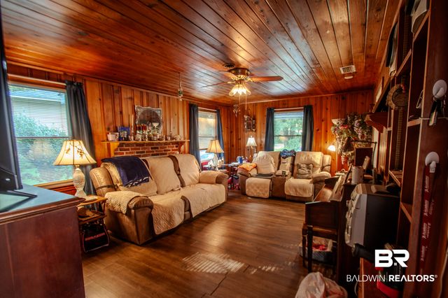 4001 Bourgeois Drive, Mobile, AL 36609