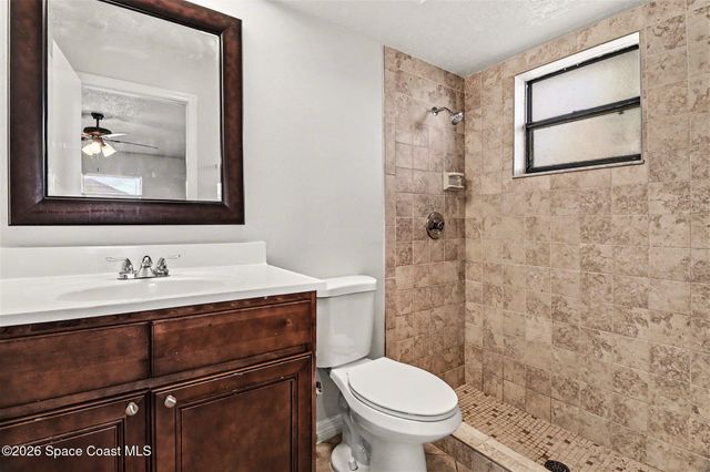 427 Frankford Avenue NW, Palm Bay, FL 32907