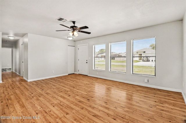 427 Frankford Avenue NW, Palm Bay, FL 32907