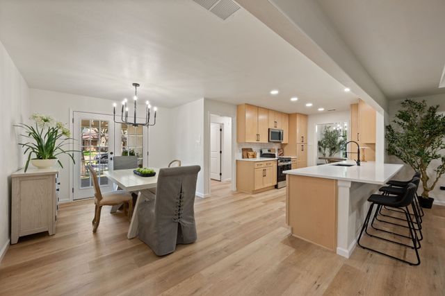 1113 Simpson Terrace, Bedford, TX 76021