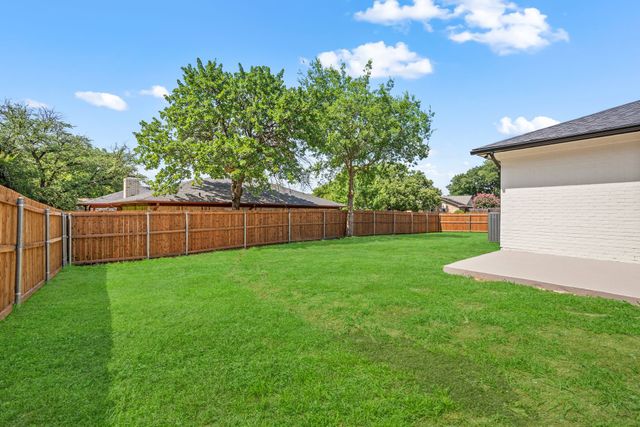 1113 Simpson Terrace, Bedford, TX 76021