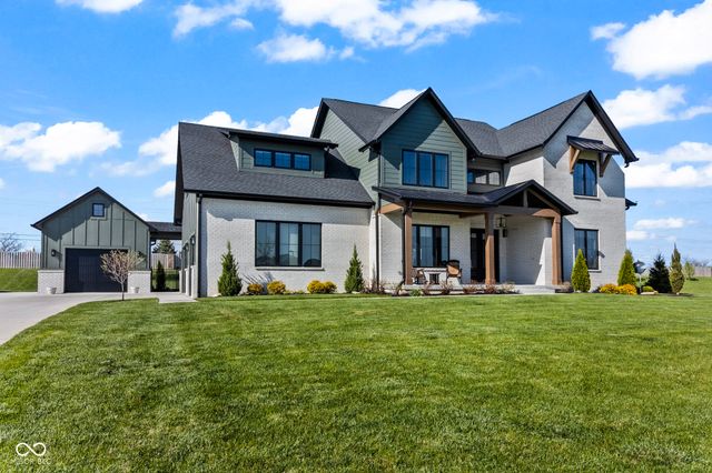 16230 Remington Drive, Fishers, IN 46037