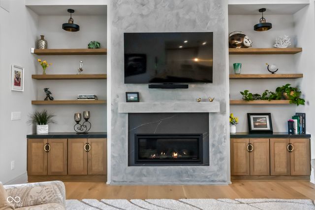 16230 Remington Drive, Fishers, IN 46037