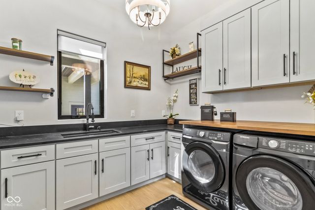 16230 Remington Drive, Fishers, IN 46037