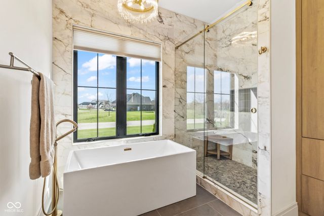 16230 Remington Drive, Fishers, IN 46037