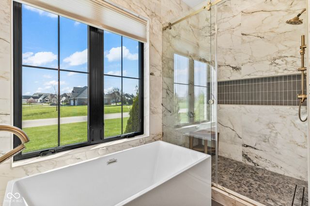 16230 Remington Drive, Fishers, IN 46037